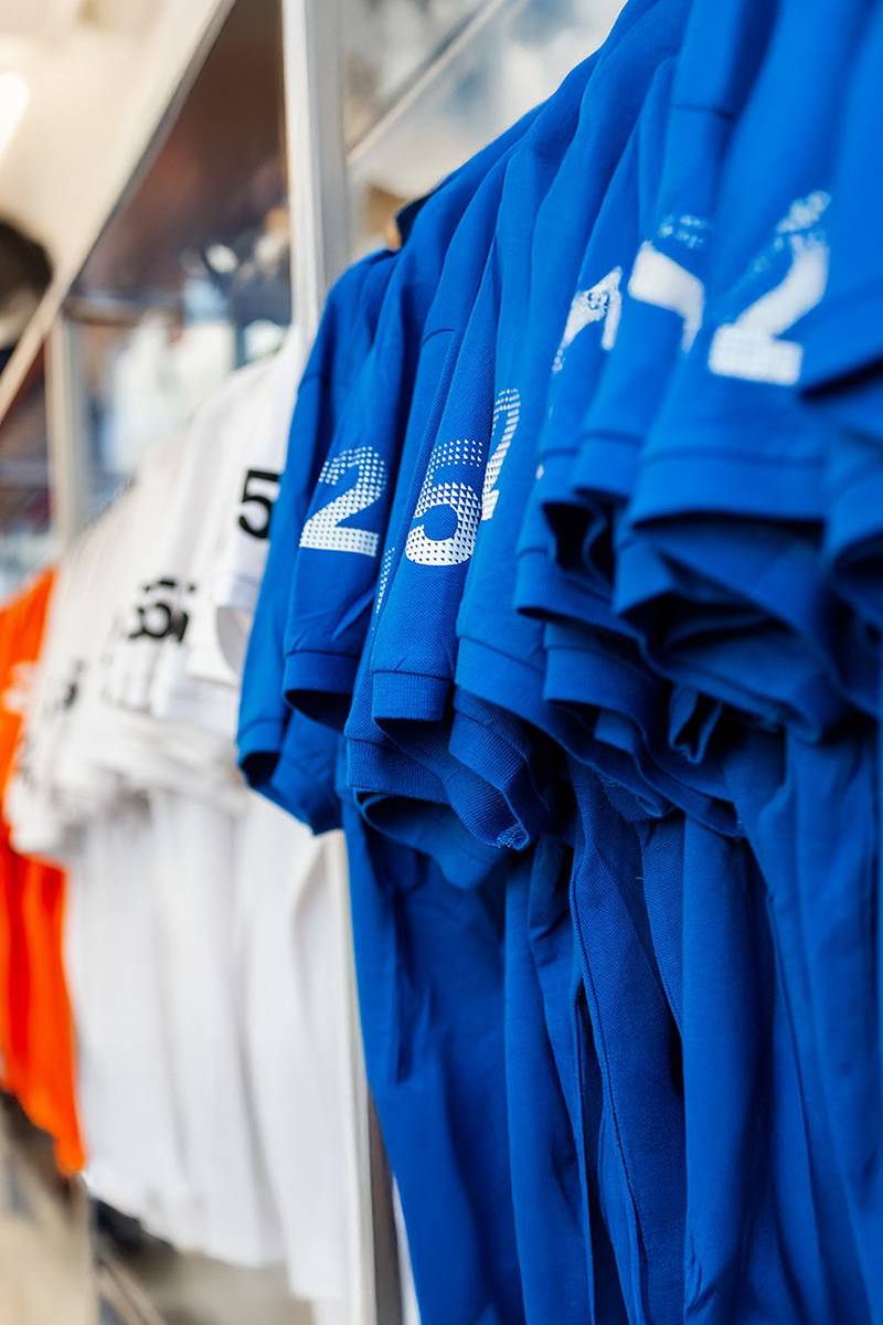 Activewear and athleisure apparel representing vendor capabilities for the USA market